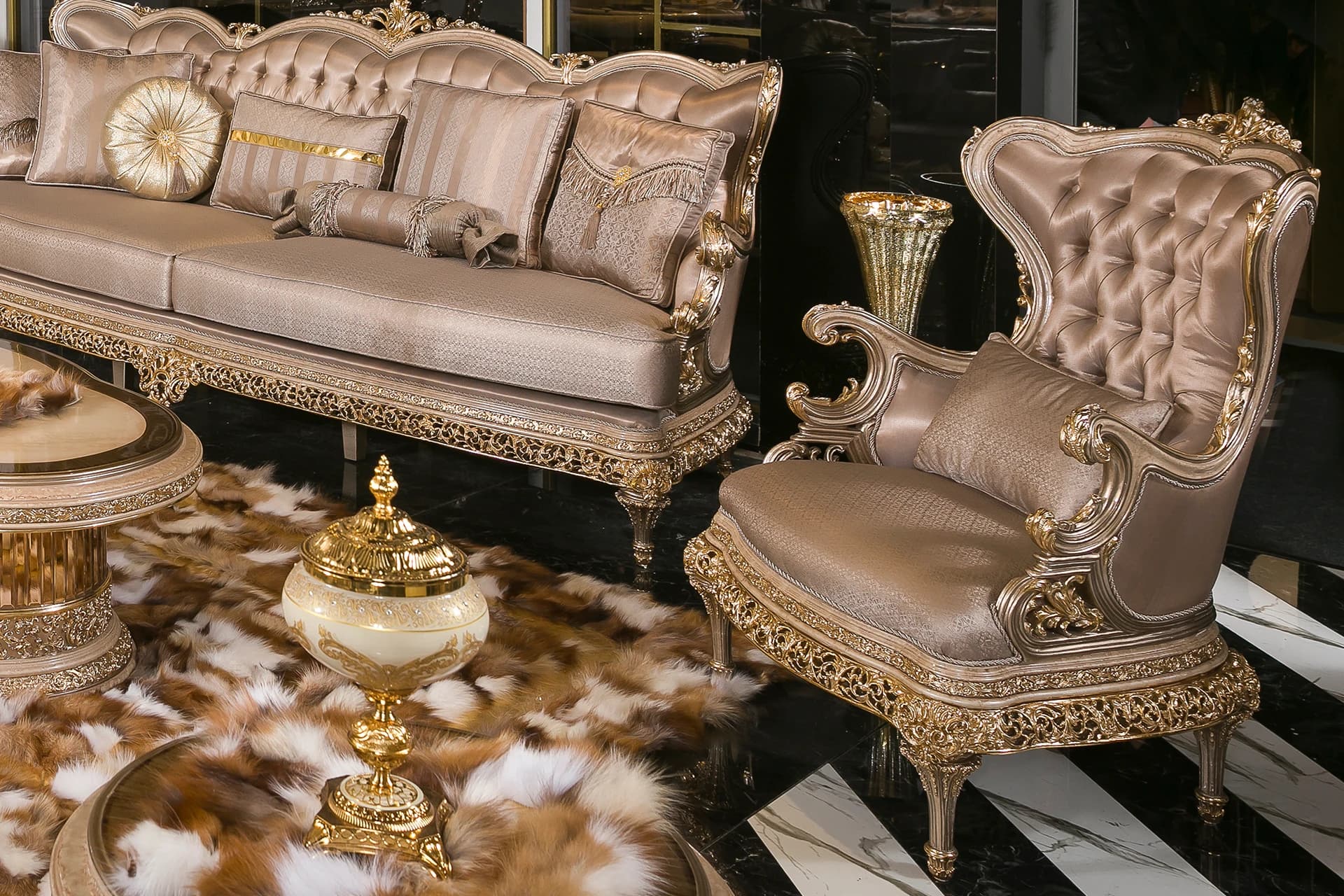 Firuze Living Room Chair