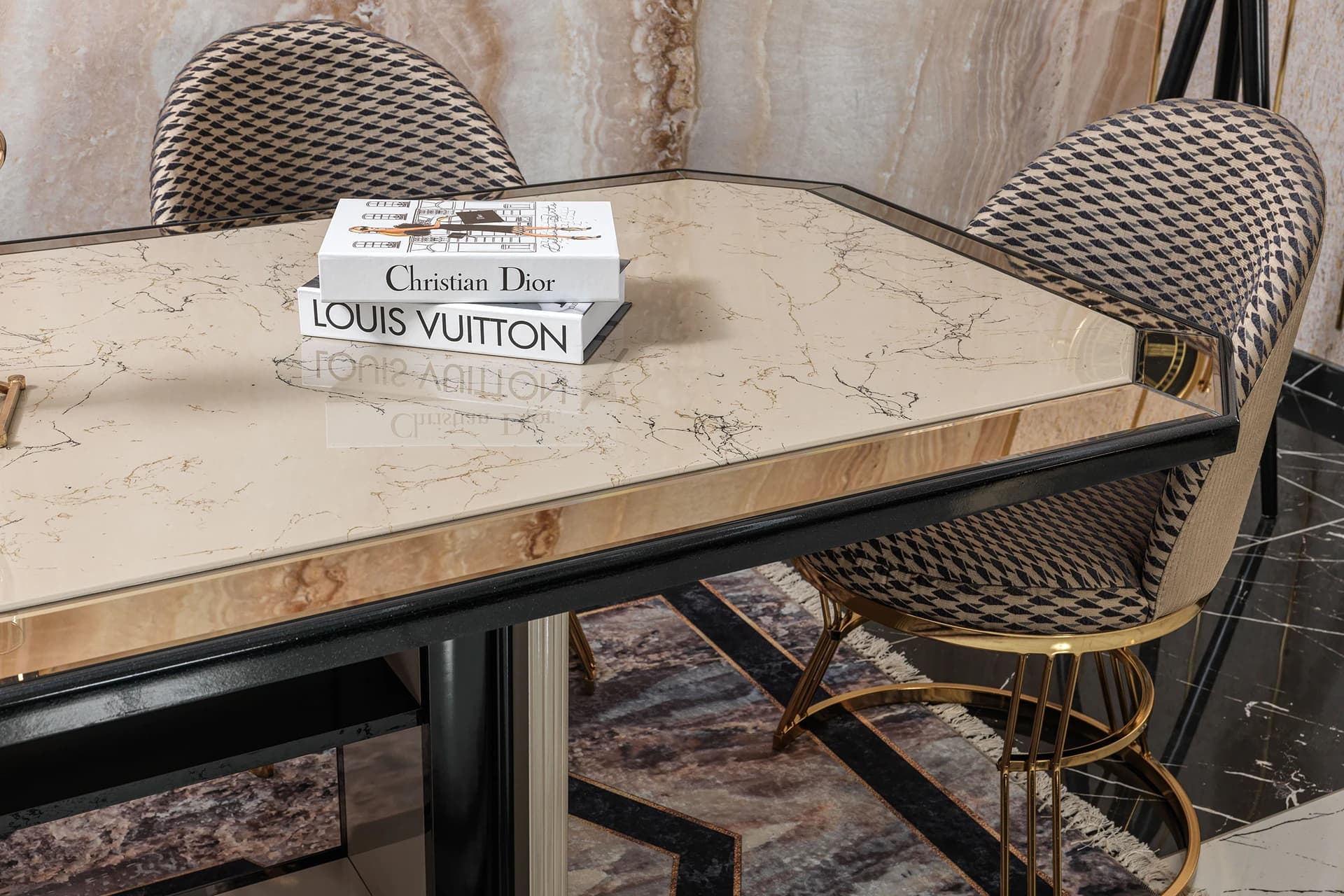 Vakko Dining Room Table